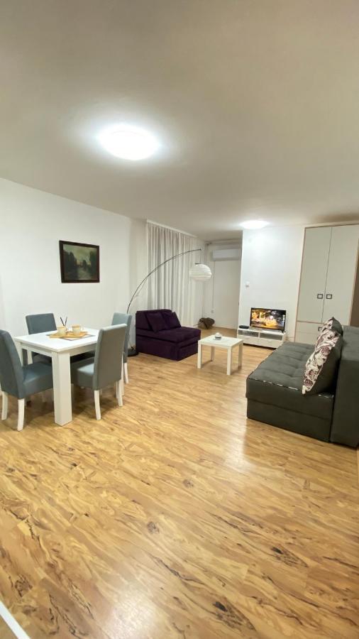 Lilyy Apartment Leskovac  Exterior photo